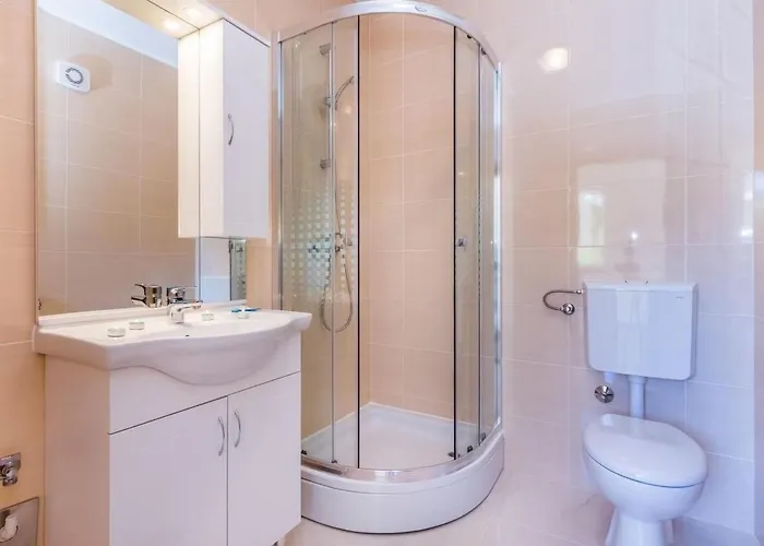 Chiara Mit Pool By Interhome Casa de Férias