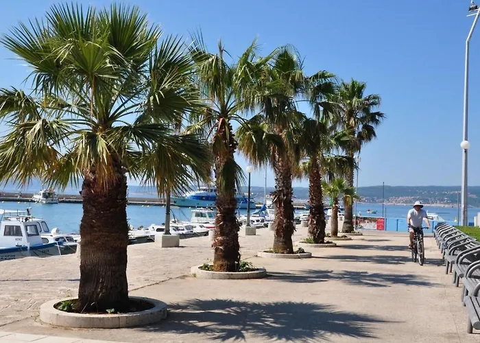 Chiara Mit Pool By Interhome *