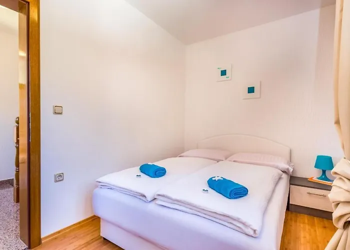 Chiara Mit Pool By Interhome