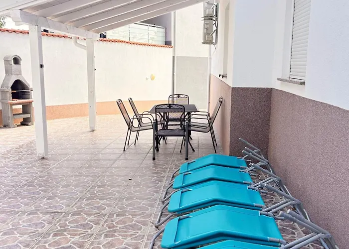 Nyaraló Chiara Mit Pool By Interhome Dramalj