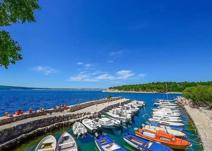 Nyaraló Chiara Mit Pool By Interhome *